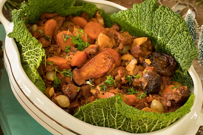 Boeuf bourguignon in ovenschaal